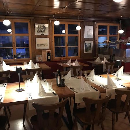 Hotel Restaurant Pizzeria Rotes Haus Münsterlingen Dış mekan fotoğraf